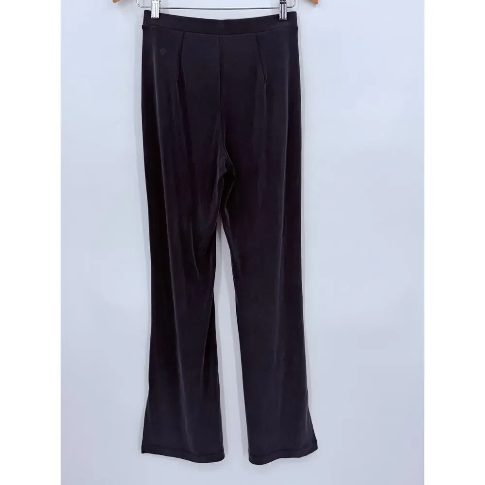 Lululemon Drapey Softstreme Flared Pant Black Size Small